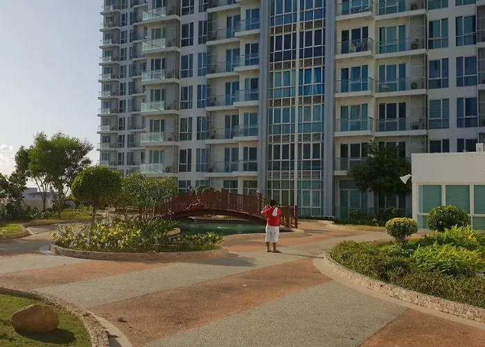 Sea View At Mactan Newtown Apartamento